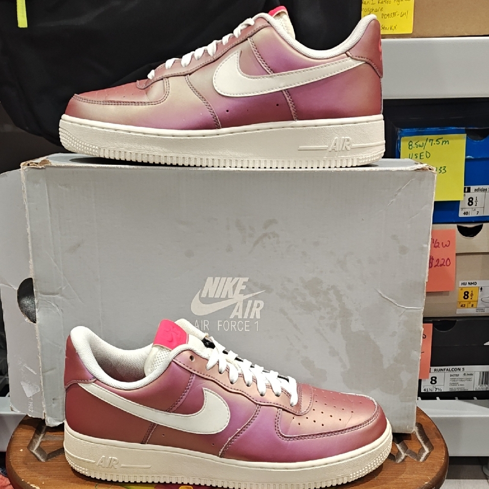 Nike Air Force 1 '07 LV8 Pink Iridecent'